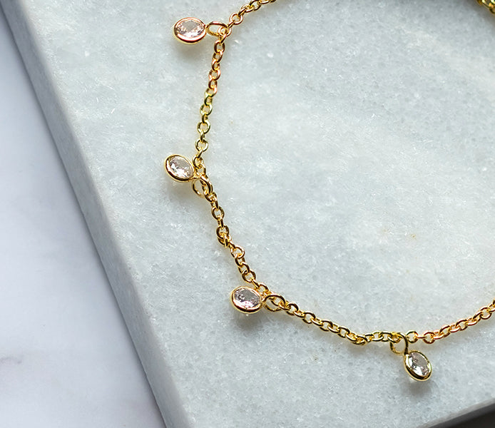 Button Bracelet in Yellow Gold Plating