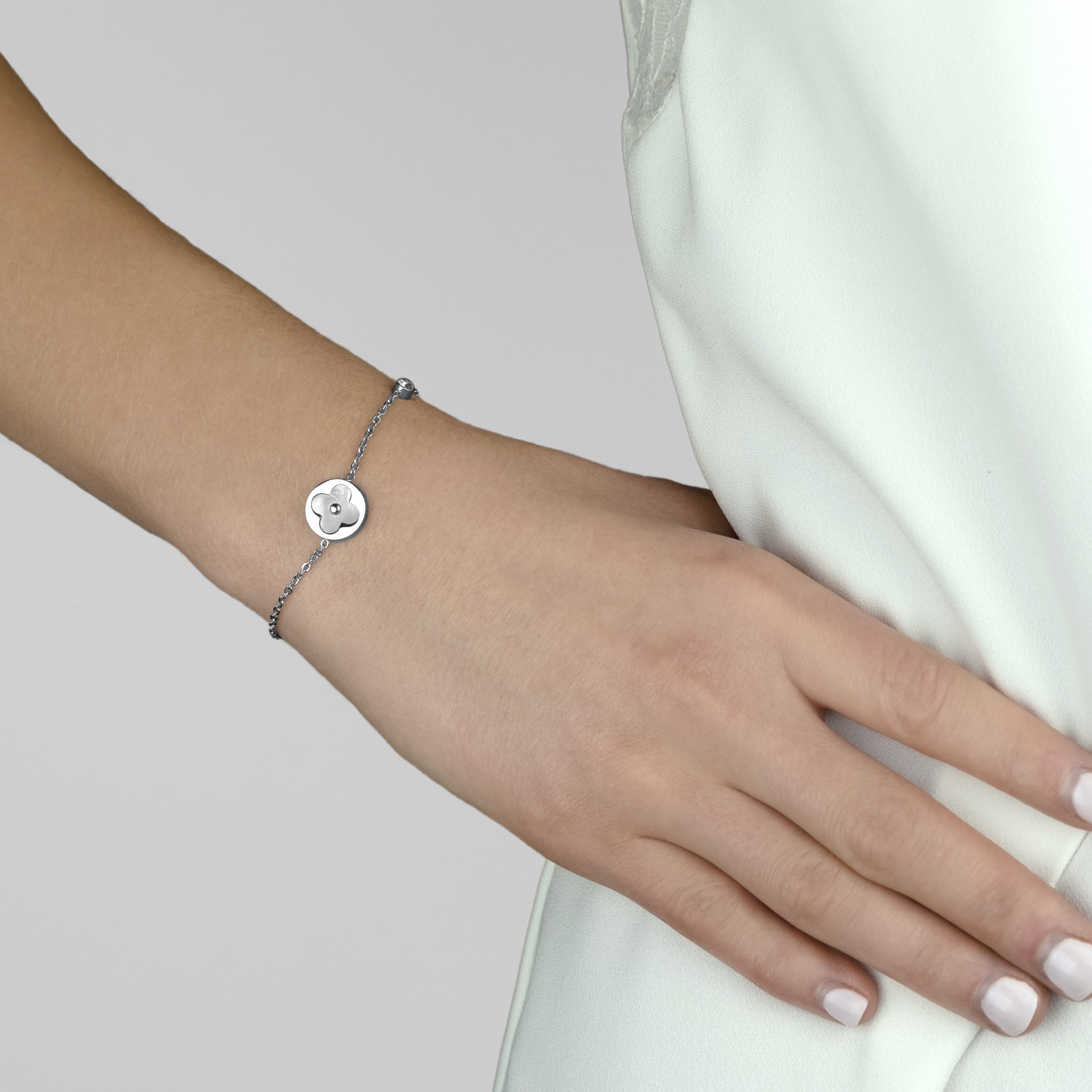 Clover Bracelet in Silver