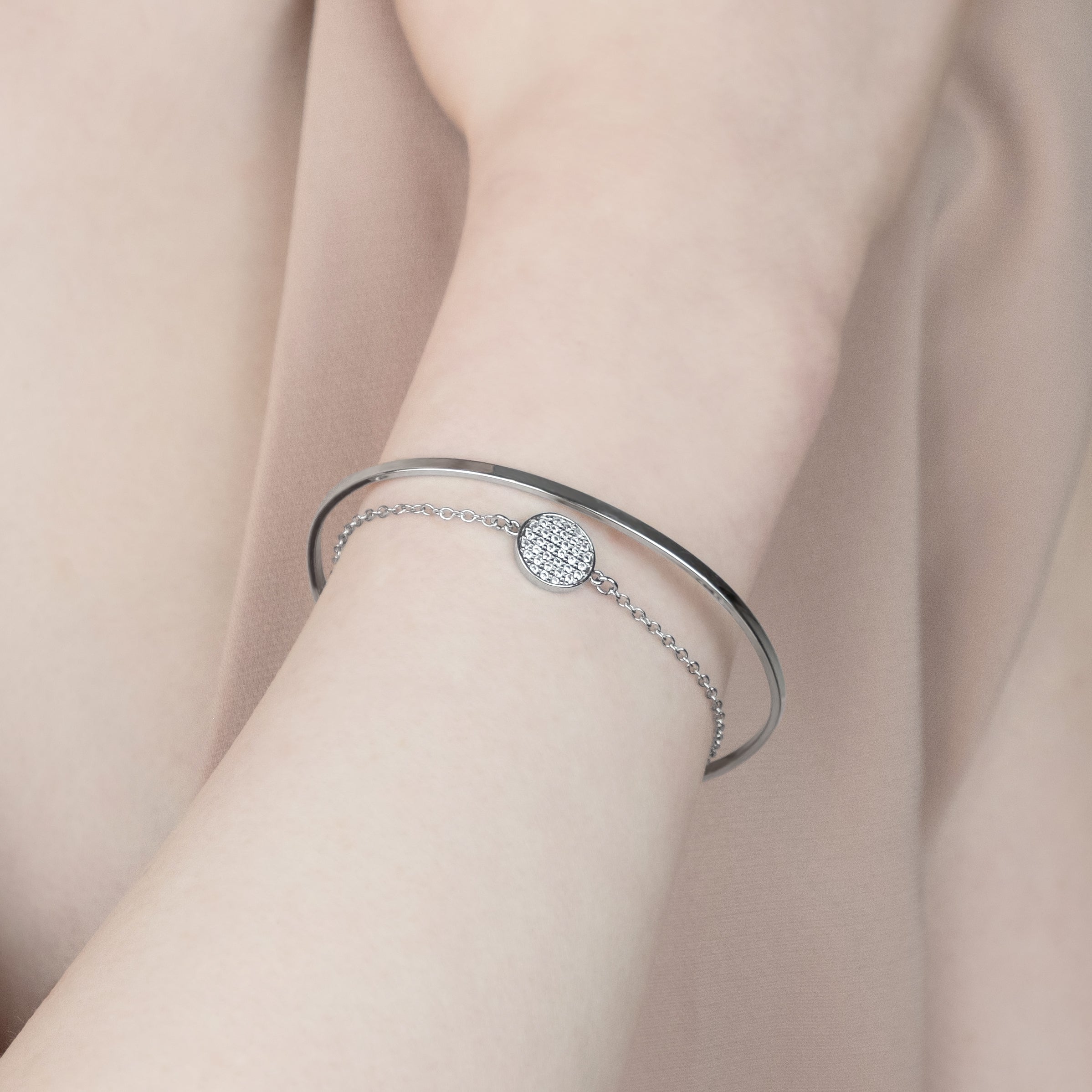 Honey Comb Bangle in Rhodium Plating