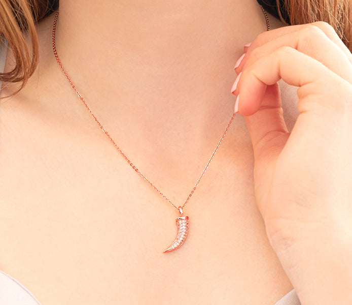 Horn Pendant in Rose Gold Plating