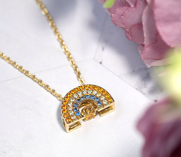 Rainbow pendant in yellow gold plating
