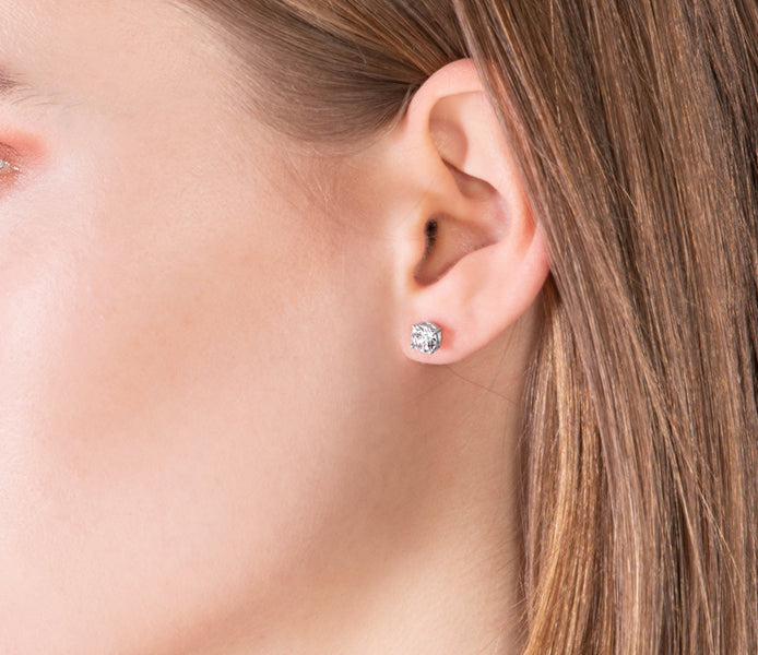 Medium Solitaire Crystal Studs