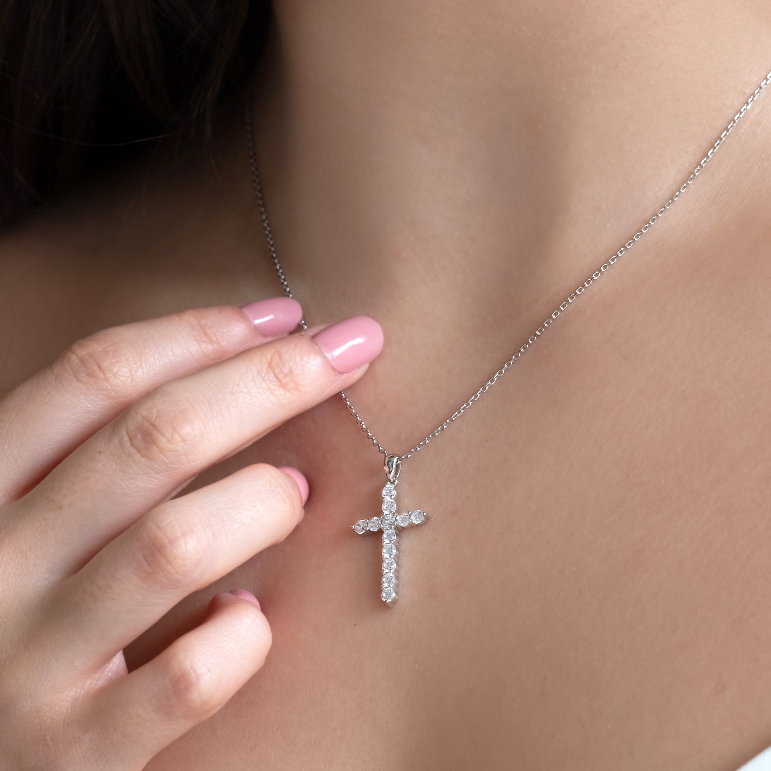 Cross pendant in sterling silver